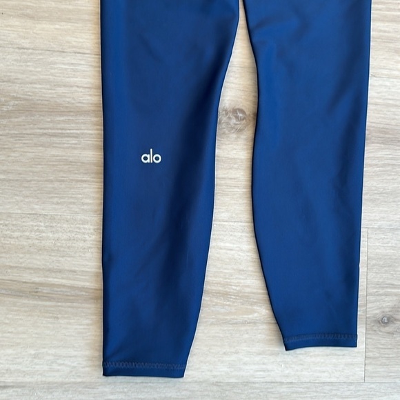 Alo yoga airlift leggings Color navy - Picture 5 of 9